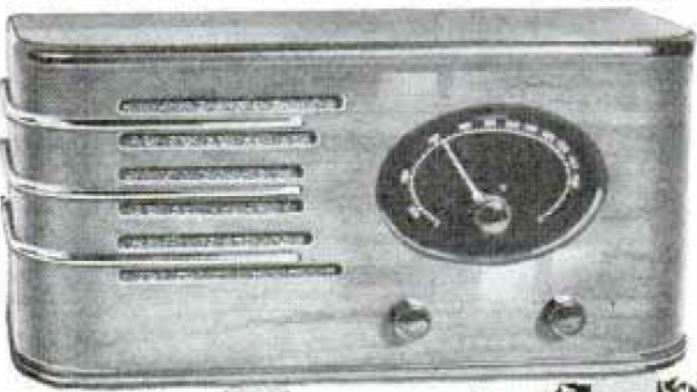 1938 Little Giant Portable AC DC Receiver 1938-03