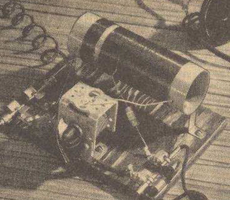 Tapped Coil Crystal Radio Set - Science and Mechanics August 1949